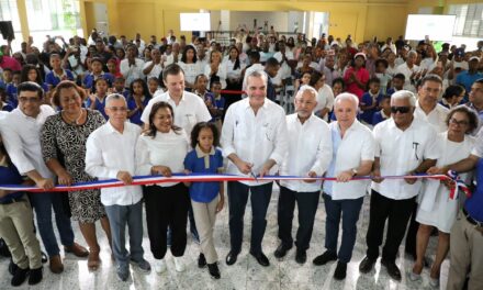 Presidente Abinader inaugura obras en Santo Domingo Este por más de RD$400 millones