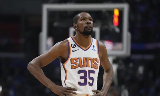 Durant firma un contrato de por vida con Nike y se une a Jordan y LeBron