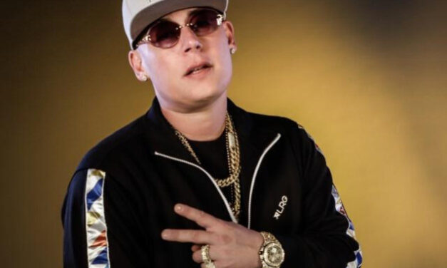 Sentencian a Cosculluela a tres años en probatoria por violencia machista