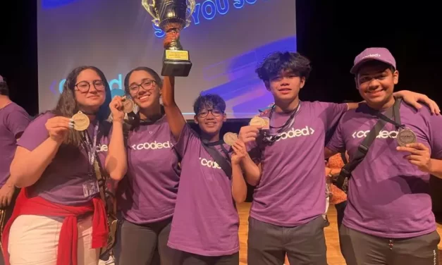 Grupo de estudiantes dominicanos ganan competencia internacional de diseño de páginas web