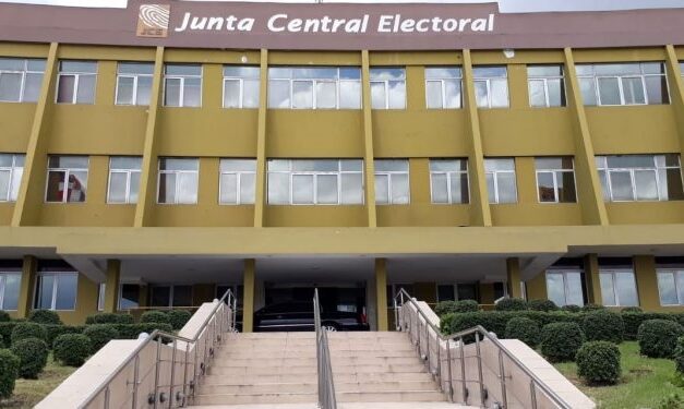 15 partidos elevan recurso a JCE contra la reserva de candidaturas