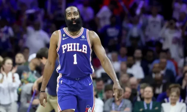 Harden anota 42 y los Sixers empatan su serie semifinal ante Celtics