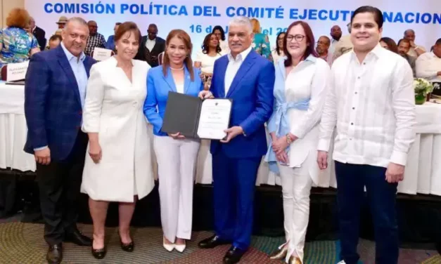 PRD designa a la diputada Silvia García secretaria de Relaciones Internacionales