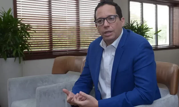 PRM conversa con 17 partidos en busca de alianzas para el 2024