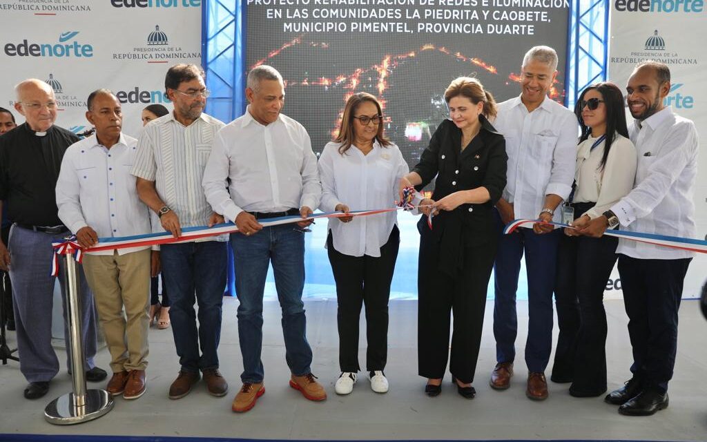 Vicepresidenta Raquel Peña inaugura un hospital, tres destacamentos policiales y proyectos de iluminación en siete comunidades