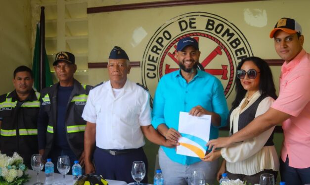 CON ENTREGA DE 10.6 MILLONES DE PESOS, ANUNCIAN REMODELACIÓN DEL EDIFICIO QUE ALOJA AL CUERPO D ENOMBEROS DE NAGUA.