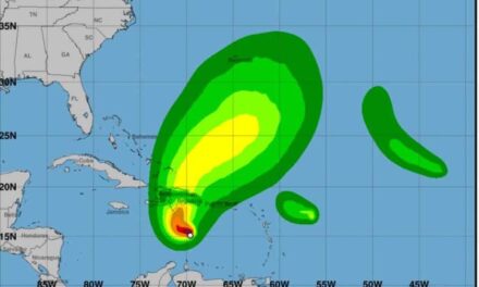 Onamet informa tormenta Franklin se ubica a 390 kilómetros al sur de Santo Domingo