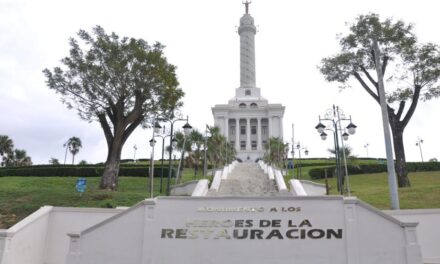 Abinader encabezará desfile en Santiago por Día de la Restauración
