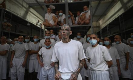 EL SALVADOR: Liberan a 7 mil detenidos en régimen excepción