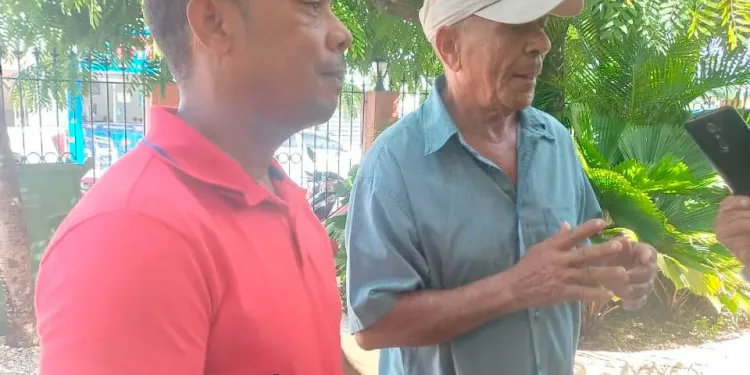 Productores de Río San Juan piden a Agricultura cumplir promesa de reparar camino vecina