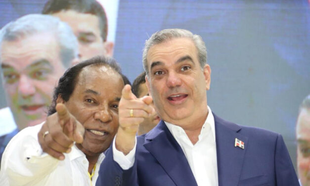 Zorrilla Ozuna hace jurar a Abinader que lo nombrará en el gobierno desde “ahora y después”