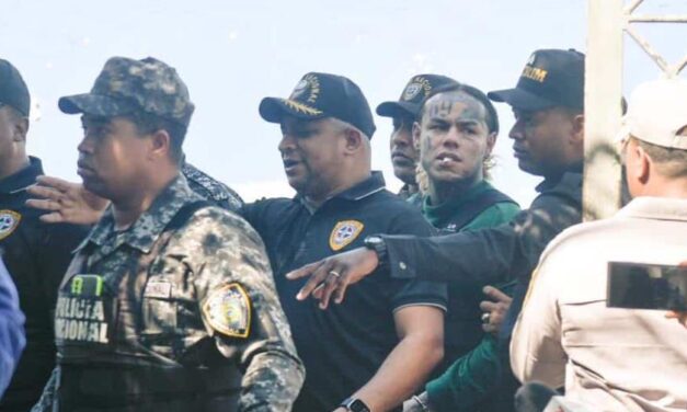 Dejan en libertad bajo fianza al rapero Tekashi, acusado agresión