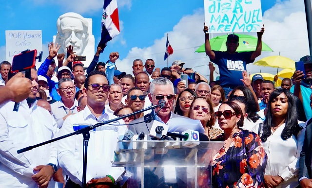 SDE: Manuel Jiménez se rehúsa a reconocer triunfo de Dío Astacio