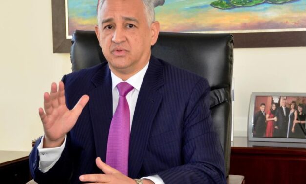 64 precandidatos impugnan resultados de encuestas en la Fuerza del Pueblo