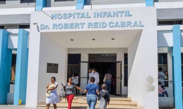 Madres en Robert Reid preocupadas por el dengue