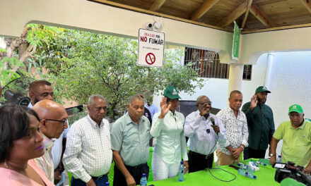 Dirigentes del PRM en Haina se juramentan en Fuerza del Pueblo