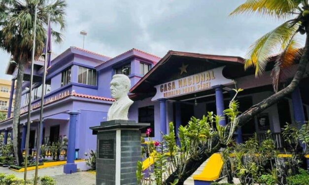 PLD expulsó a una miembro de su Comité Central y a un regidor por “alta traición”