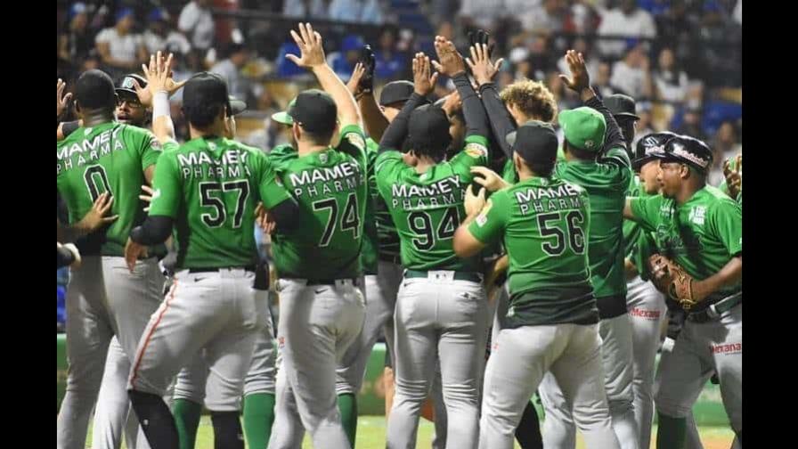 Las Estrellas capitalizan errores de Águilas y se imponen en el Cibao