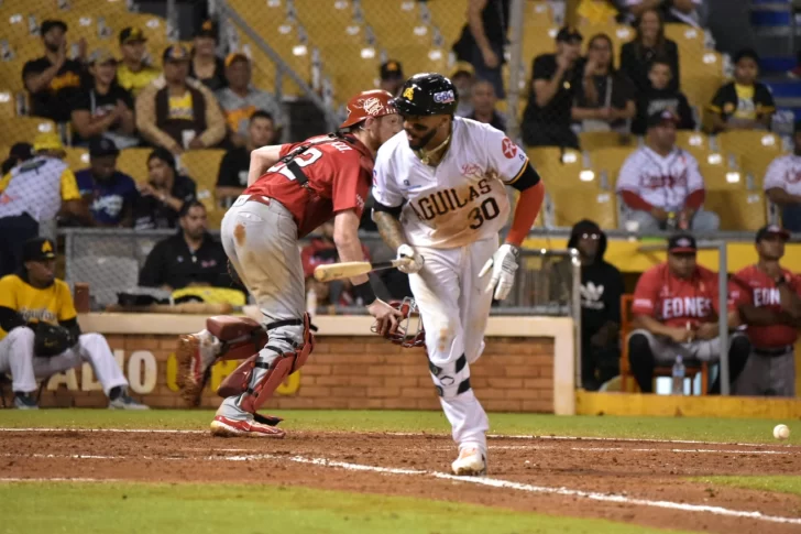 Águilas se acercan a juego y medio del cuarto lugar al derrotar a Leones