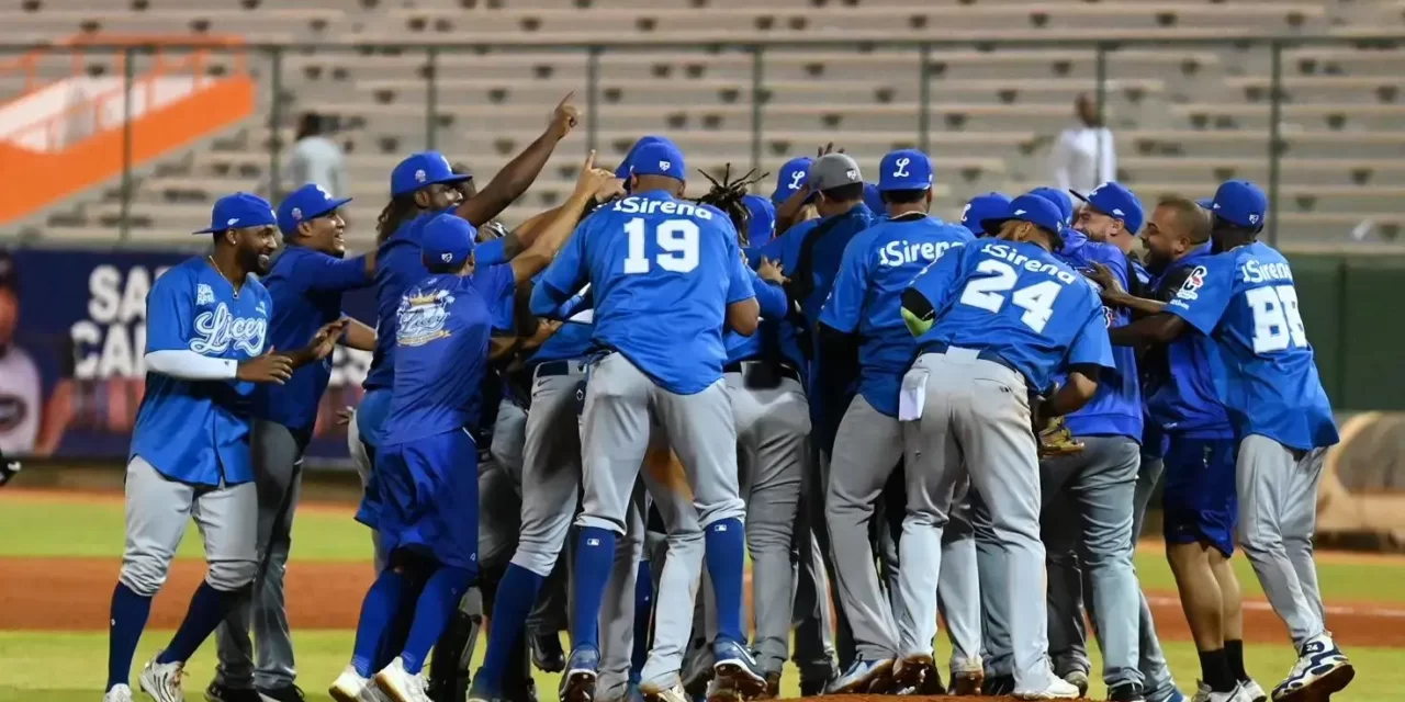 Estrellas y Tigres se ponen al frente de las semifinales con dos triunfos y una derrota