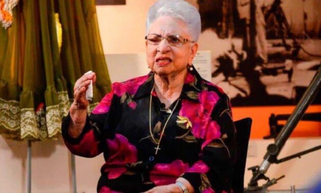 Este 25 de diciembre la veterana locutora María Cristina Camilo cumple 106 años