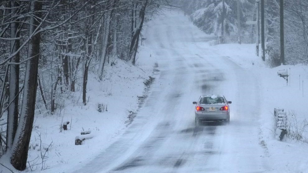 EE.UU.: Fuertes nevadas obligan a cierre escuelas y oficinas gobierno