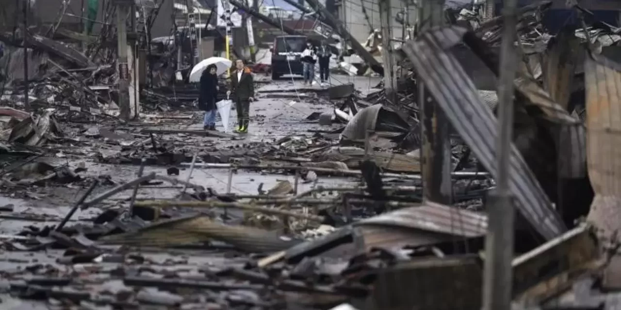 Ascienden a 126 los muertos por el sísmo de Japón