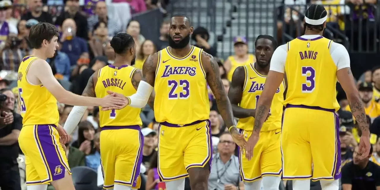 Lakers encienden las alarmas en una noche de palizas en la NBA