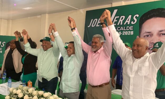 Fuerza del Pueblo juramenta candidatos a alcaldes de provincia María Trinidad Sánchez