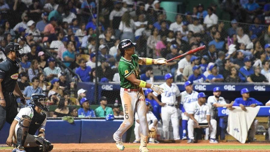 José Barrero golpeó al Licey y pone a las Estrellas 2-0 en la final