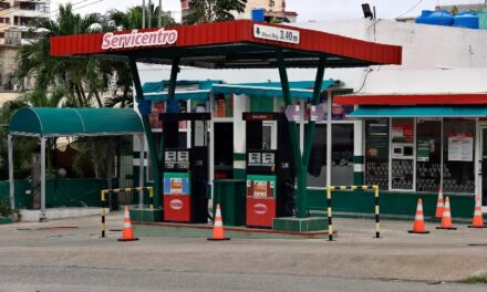 Cuba aplicará un alza de más 400 % en precios de los combustibles