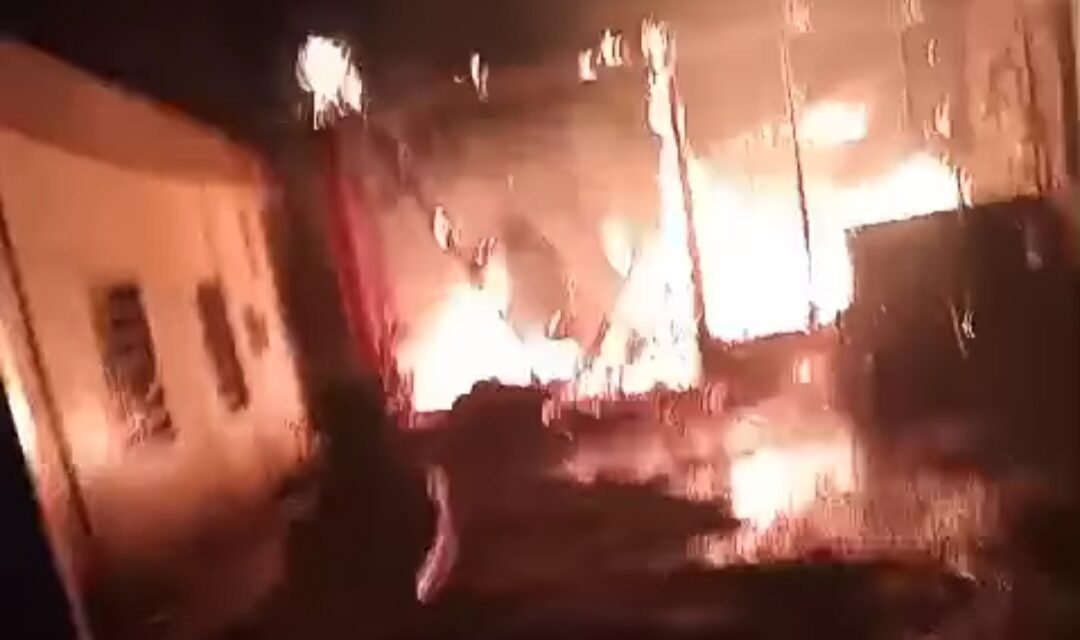 Incendio en Nagua deja 4 personas con quemaduras dos de gravedad
