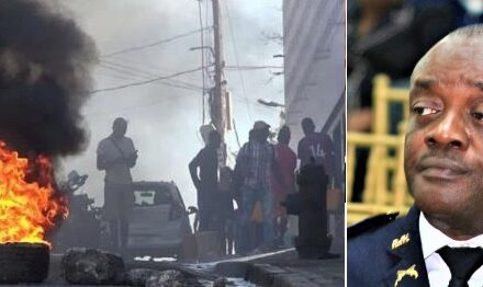 Pandilla ataca y quema la casa del jefe de la Policía Nacional de Haití