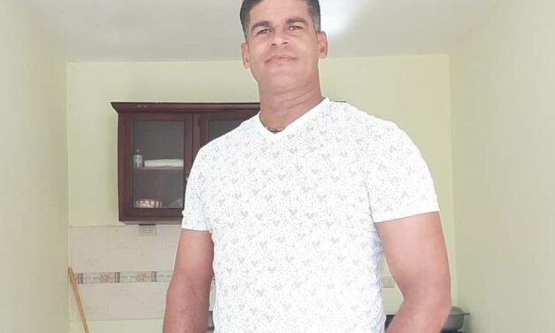 HIEREN DE VARIAS ESTOCADAS DE ARMA BLANCA PROFESOR EN NAGUA.