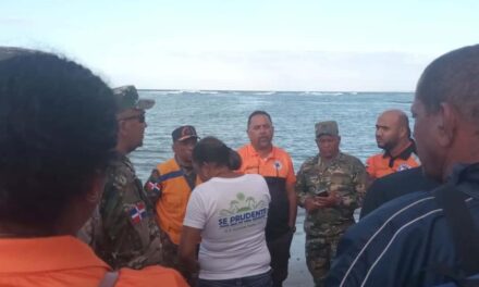 Continúan búsqueda de tres personas desaparecidas en playa de Puerto Plata