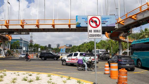 Conductores exigen que se vuelva a permitir el giro a la izquierda en la 27 con Máximo Gómez