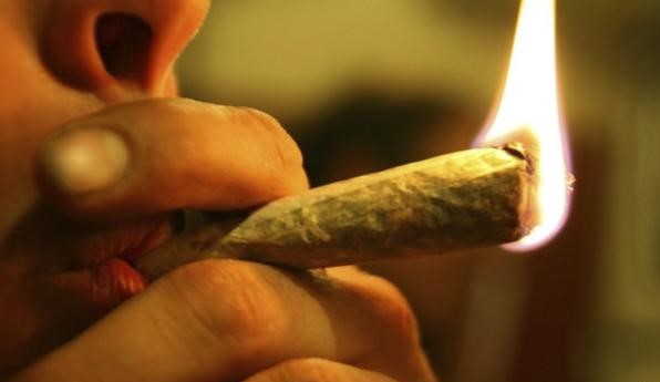 Estudio dice en EEUU se consume ya más marihuana que alcoholes