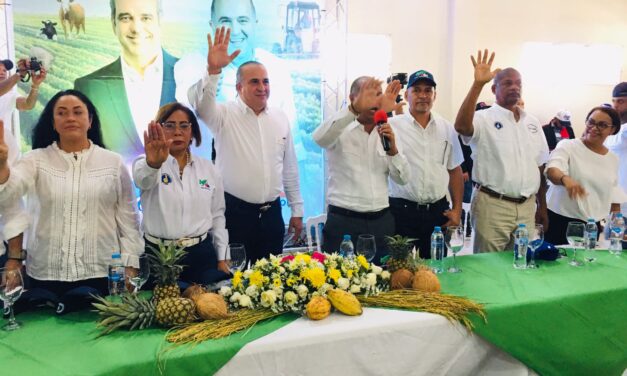 Juramentan en Nagua Frente Agropecuario en apoyo a Luis Abinader y Alexis Victoria