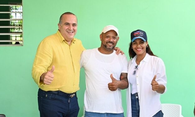 Exregidor del PLD en La Entrega se juramenta en el PRM