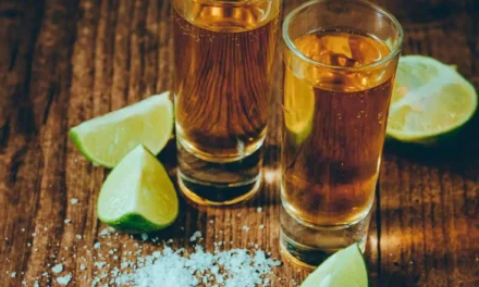 Día Internacional del Tequila, la bebida que se toma con limón y sal