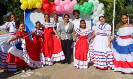 Autoridades inician en Nagua el año escolar; invitan a integrarse al proceso enseñanza-aprendizaje