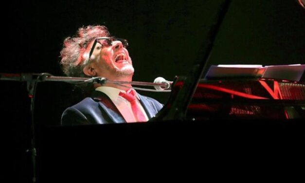 Fito Páez se fractura cinco costillas y cancela conciertos