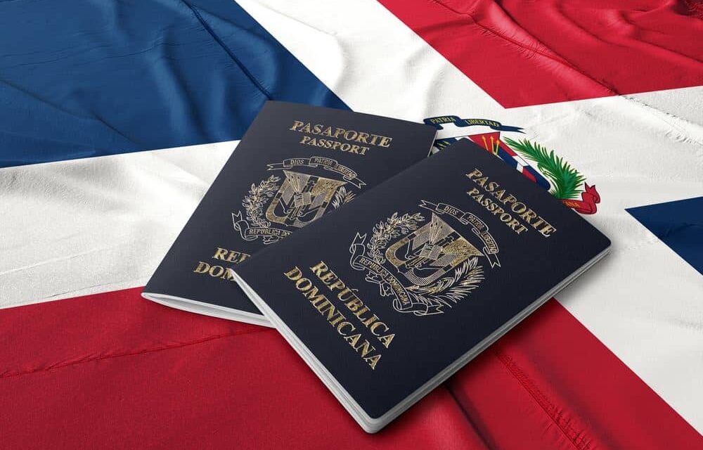 Pasaportes suspendió la licitación para la libreta electrónica por ‘transparencia’