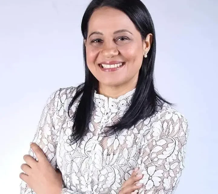 Renuncia del PLD Yajaira Santana Medina y su equipo político en Puerto Plata