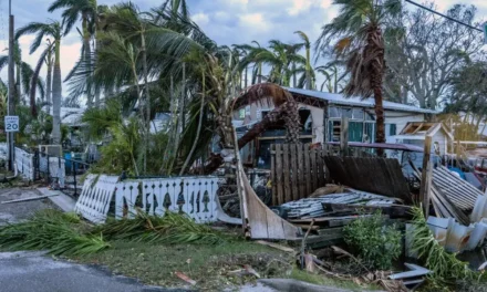 Milton deja senda de muerte y destrucción en la Florida