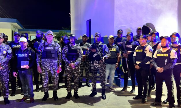 Policía Nacional, Procuraduría de Medio Ambiente y Fiscalia de Menores realizó amplio operativo en sectores de Nagua