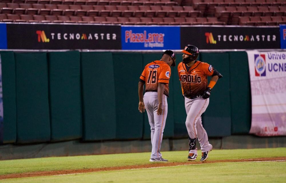 Estrellas siguen firmes en primer lugar; Gigantes vencen a Toros