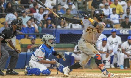 Las Águilas ponen los pies en la tierra al Licey al ganarle por sexta vez en fila