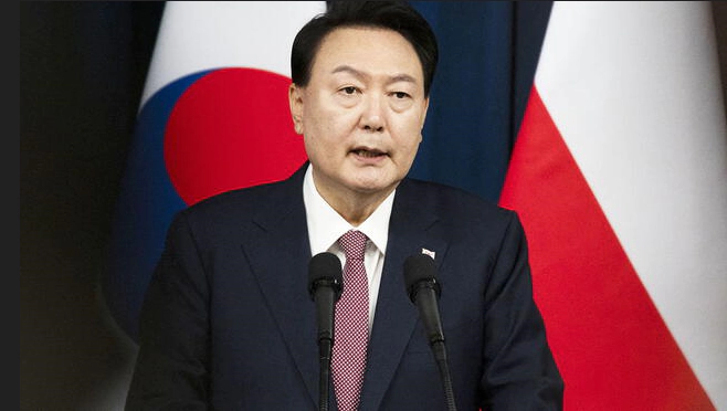 Detienen al presidente surcoreano Yoon Suk-yeol