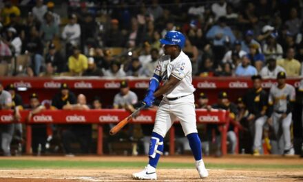 El Licey abre con victoria ante las Águilas gracias a jonrón de Leyba